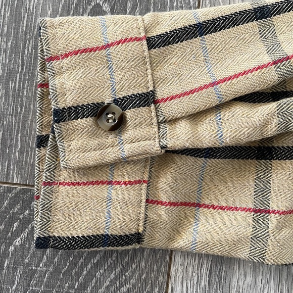 WILD MOSS | TAN PLAID BOYFRIEND LONG SLEEVE WOVEN FLANNEL SHIRT | Size Medium - Picture 9 of 9